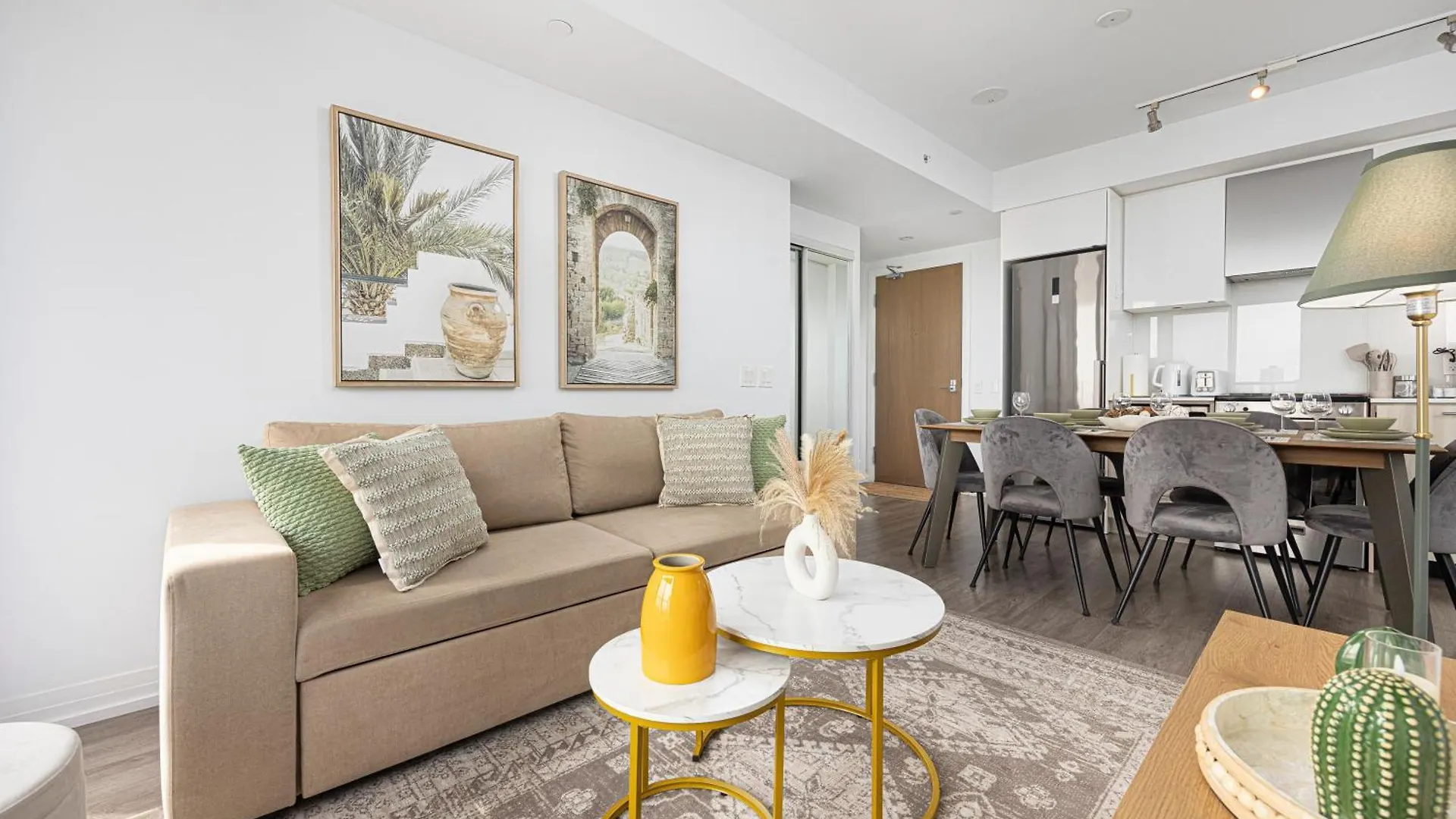 Luxury & Modern Suite - Right By Dundas Square トロント カナダ